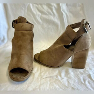 Reneeze Women's high heeled open toed shoes 6‎